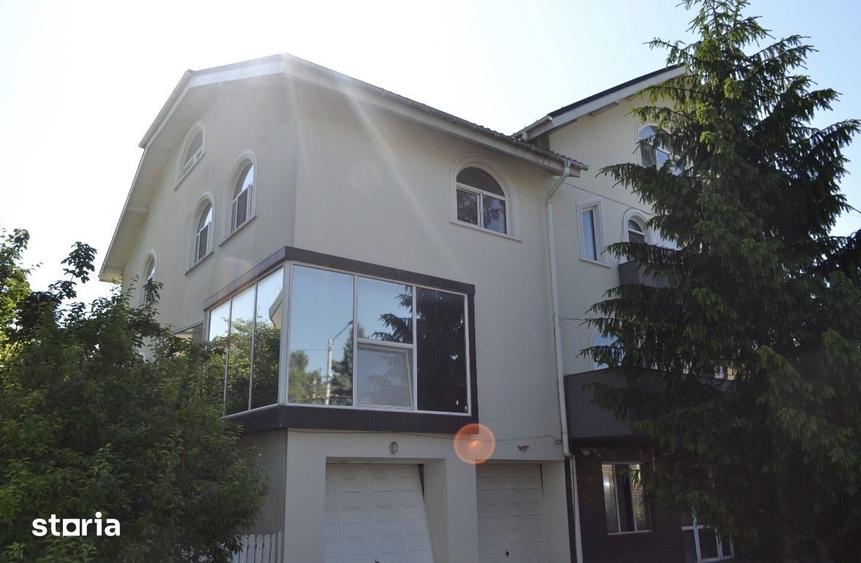 Casă cu Teren 750 Mp în Bucium