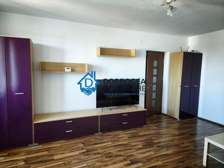 Apartament cu 2 camere decomandat, mobilat în Spitalului