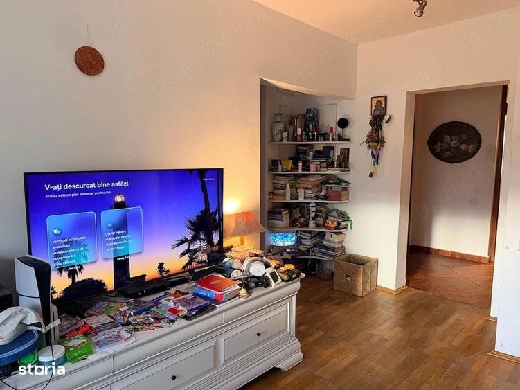 Apartament cu 3 camere decomandat în Nerva Traian