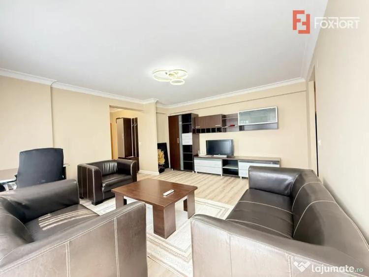 Apartament cu 2 camere decomandat în Lipovei