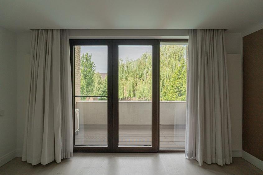 Casă individuală cu 9 camere cu Piscina în Pipera