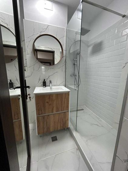 Apartament cu 2 camere decomandat în Crângași