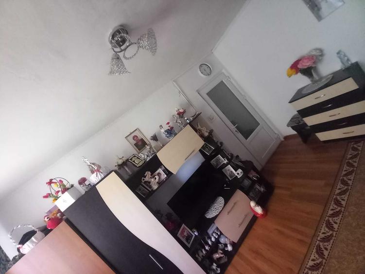 Apartament cu 2 camere semidecomandat în Tineretului