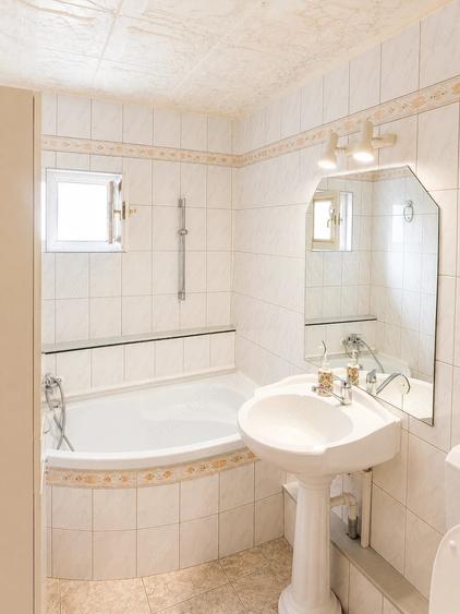 Apartament cu 3 camere decomandat în Unirii Nord