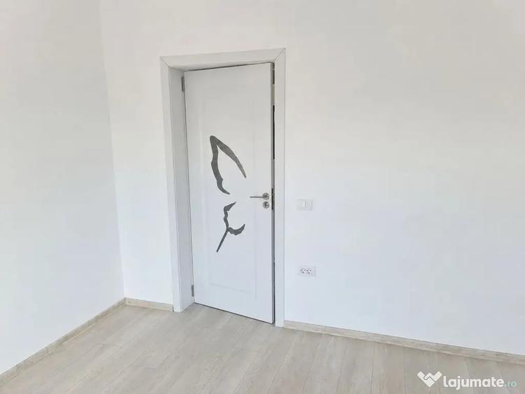 Casă cu 4 camere cu Teren 405 Mp în Vorovești