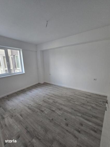 Apartament cu 3 camere în Gherăiești