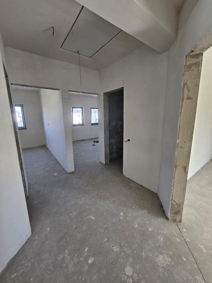Casă cu 3 camere în Central