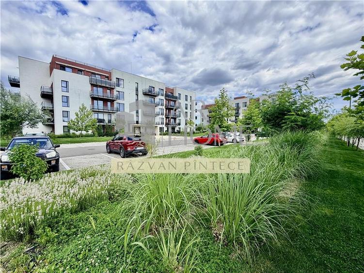 Apartament cu 2 camere decomandat, mobilat în Albert