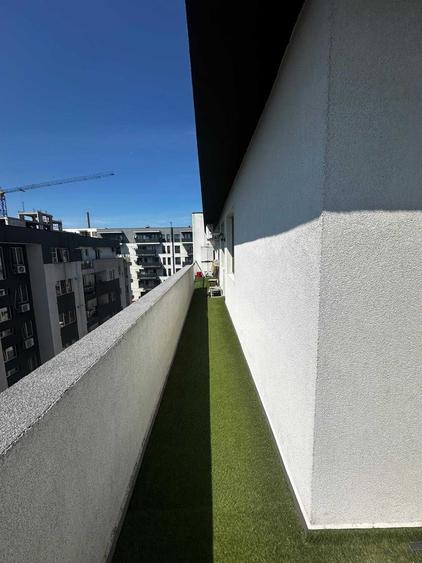 Apartament cu 2 camere decomandat în Apărătorii Patriei