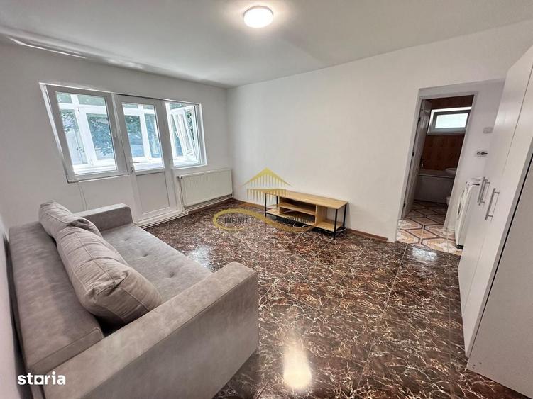 Apartament cu 2 camere semidecomandat în Ungureni