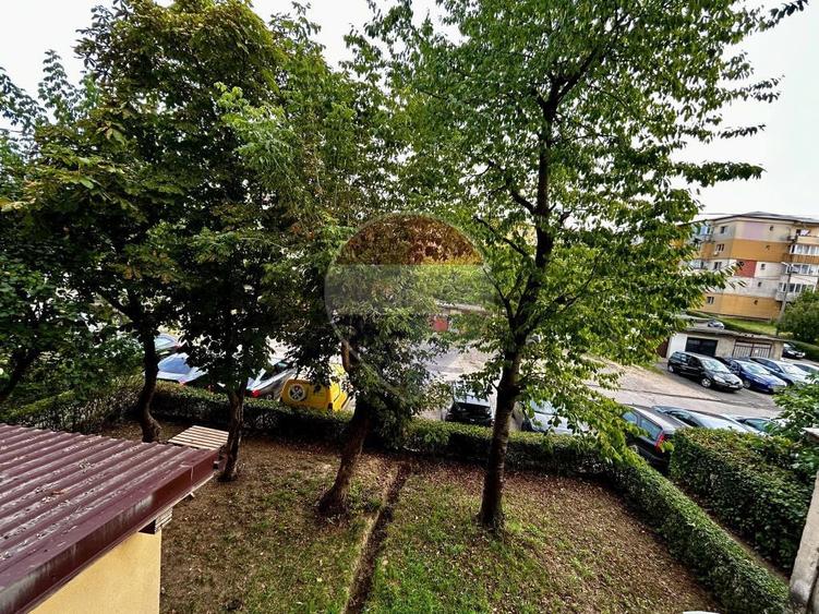 Apartament cu 2 camere decomandat în Republicii
