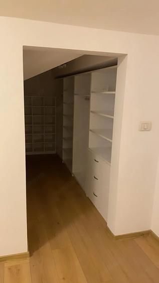 Apartament cu 2 camere decomandat, mobilat în Dumbrăvița