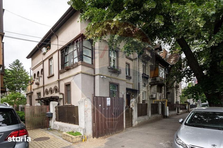 Apartament cu 3 camere în Cotroceni