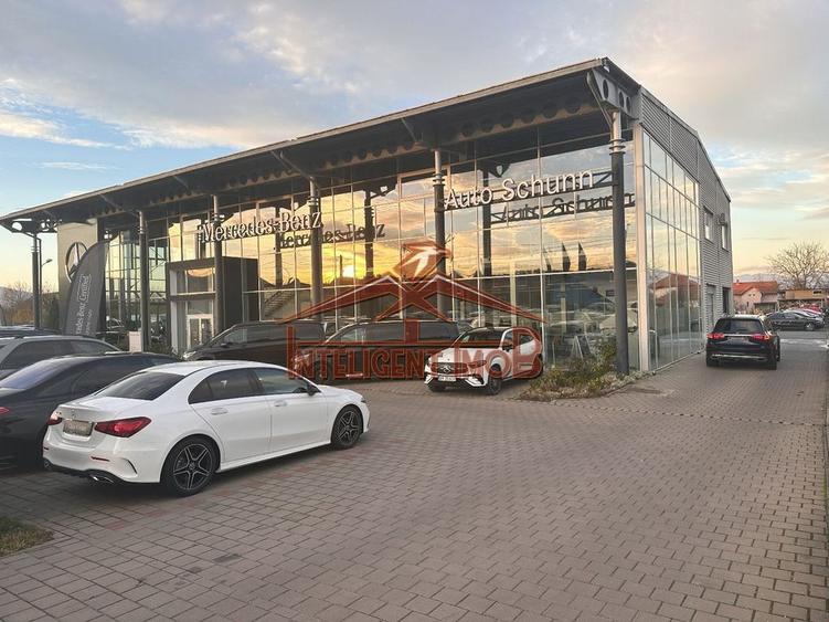 Spațiu comercial, de 2,379 mp, în Central