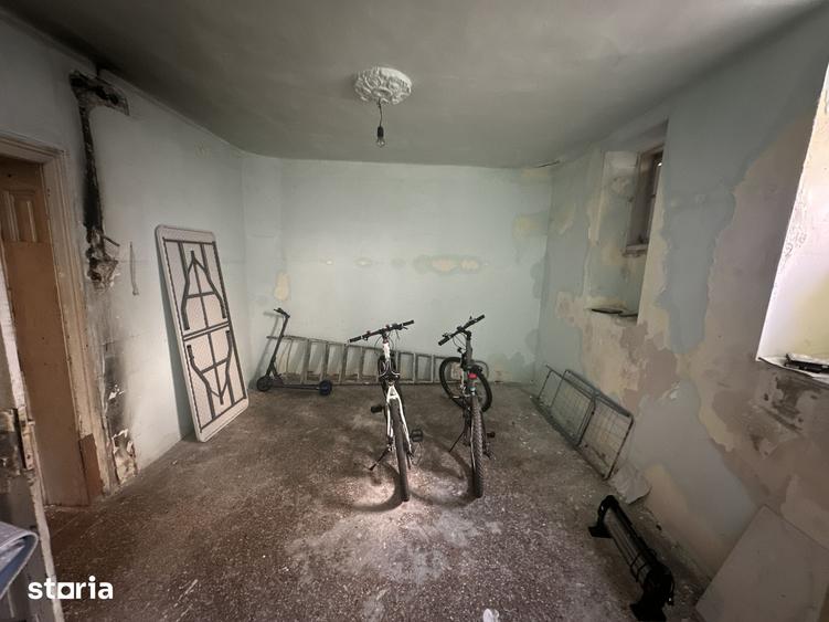 Apartament cu 7 camere în Centrul Civic