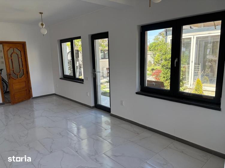 Spațiu comercial, de 60 mp, în Central