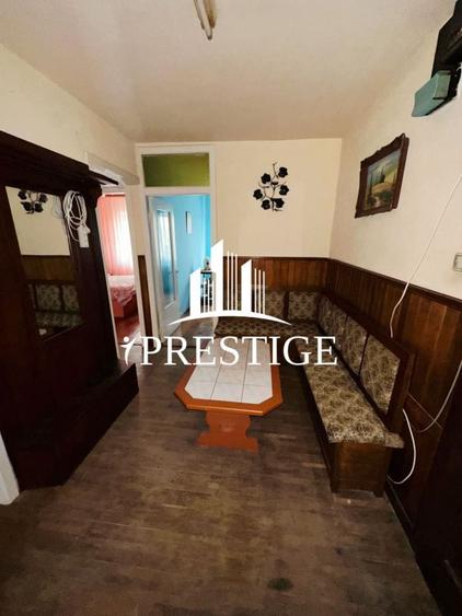 Apartament cu 3 camere decomandat în Calea Dumbrăvii