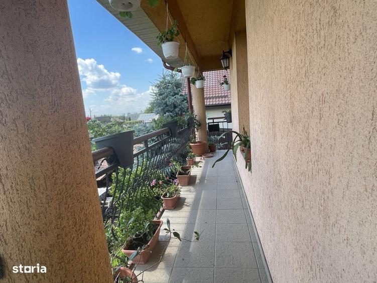 Casă cu 4 camere în Central