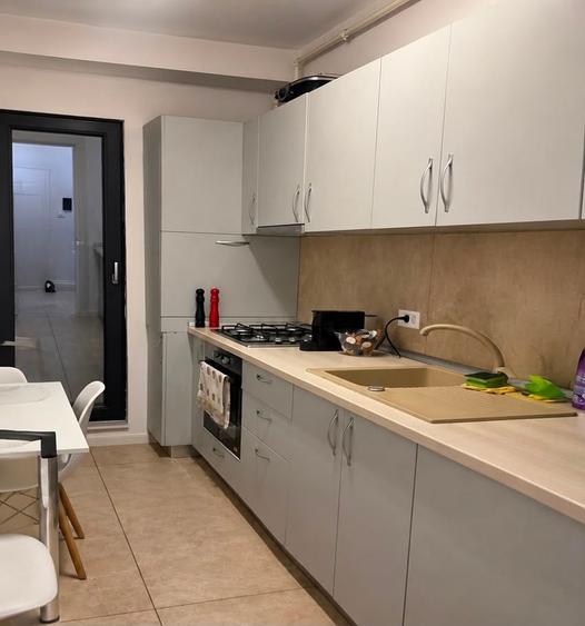 Apartament cu 2 camere decomandat în Regie