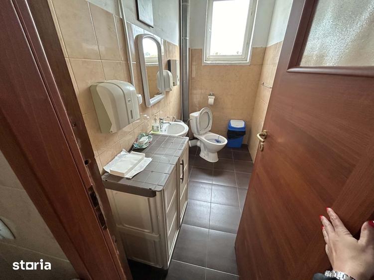 Spațiu comercial, de 147 mp, în Est