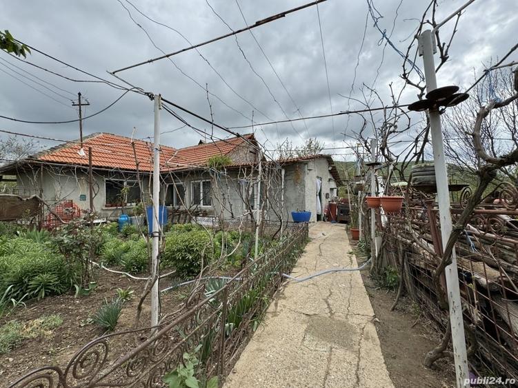 Casă cu 3 camere în Babadag