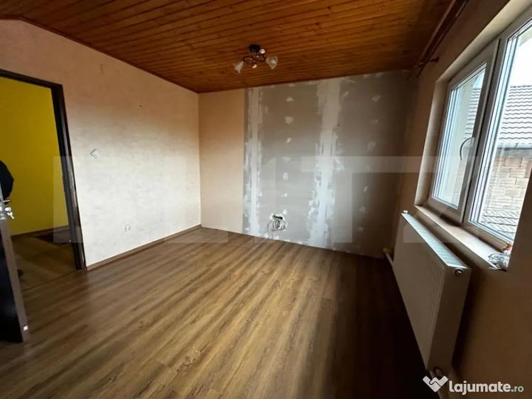 Casă cu 4 camere cu Teren 650 Mp în Vințu de Jos