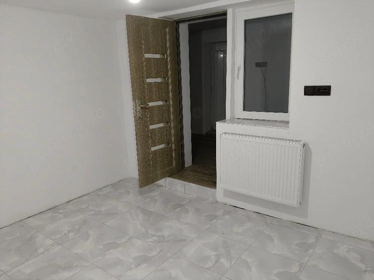 Casă cu 3 camere cu Teren 1200 Mp în Corbu