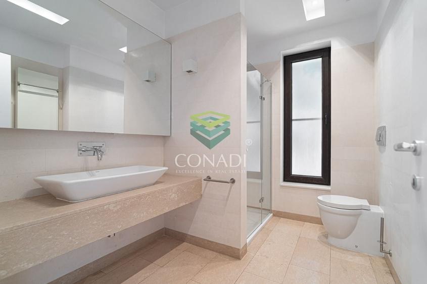 Duplex cu 7 camere cu Piscina în Pipera