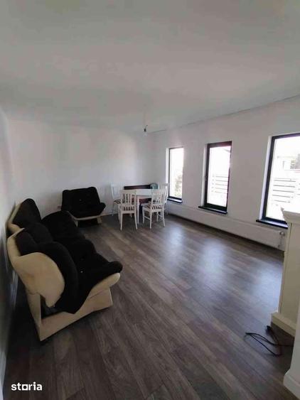 Casă cu 4 camere cu Teren 470 Mp în Holboca