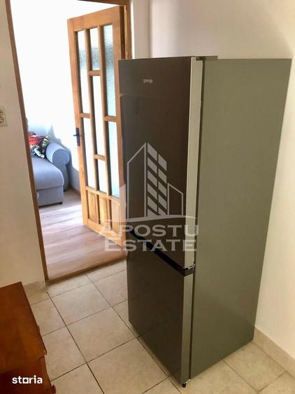 Apartament cu 2 camere, mobilat în Soarelui