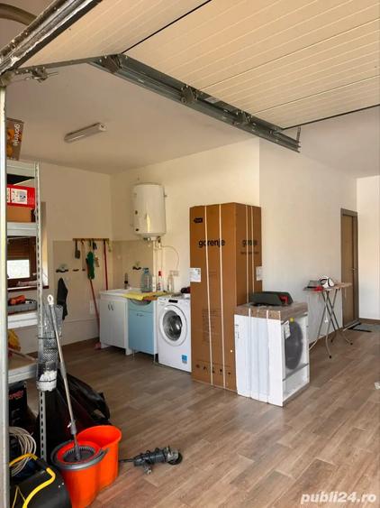 Casă cu 3 camere cu Teren 2400 Mp în Vulcan