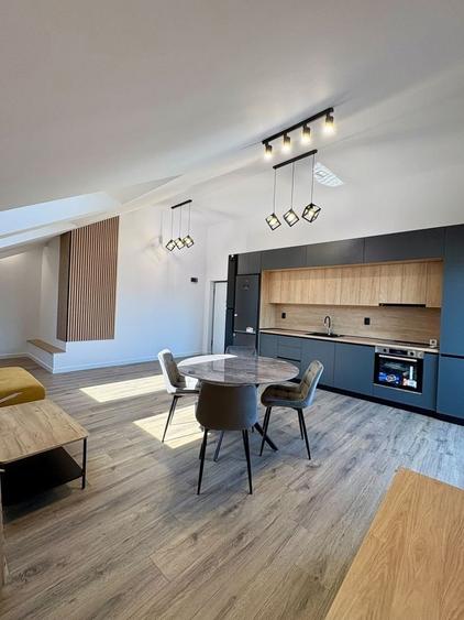 Apartament cu 2 camere decomandat în Florești
