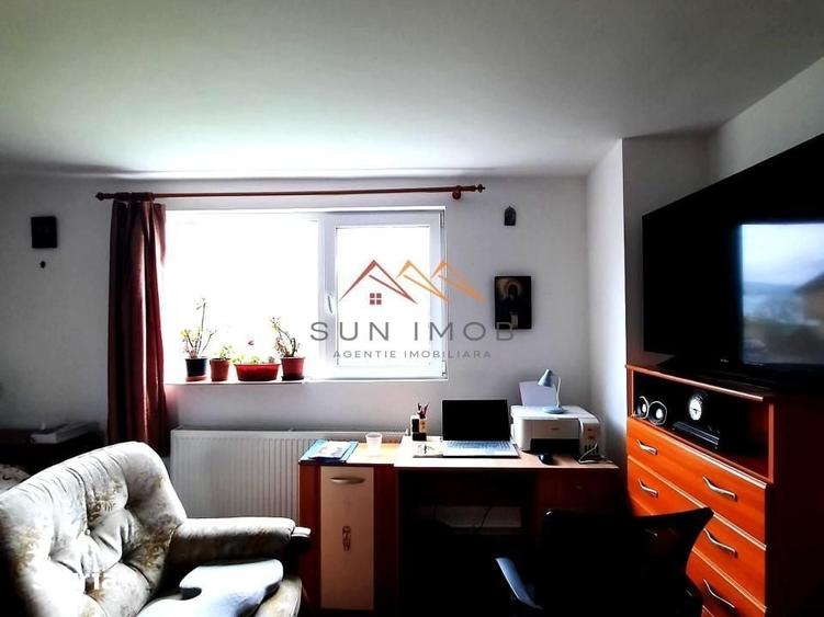 Casă cu 3 camere decomandat cu Teren 313 Mp în Central