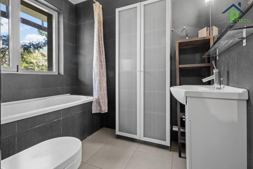 Apartament cu 3 camere decomandat în Snagov