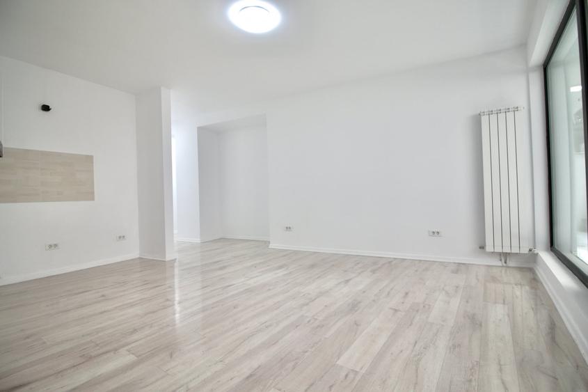 Garsonieră decomandată în Mihai Bravu
