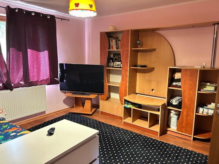 Casă individuală cu 4 camere cu Teren 2000 Mp în Negrea