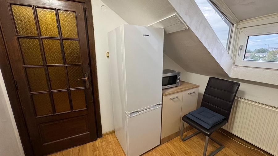 Apartament cu 2 camere decomandat, mobilat în Lipovei