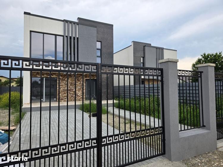 Casă cu 4 camere în Hărmanului