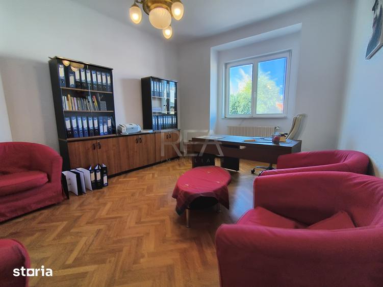Apartament cu 3 camere, mobilat în Gara de Nord