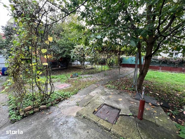 Casă cu 2 camere cu Teren 471 Mp în Ultracentral
