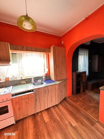Casă cu 4 camere cu Teren 480 Mp în Central