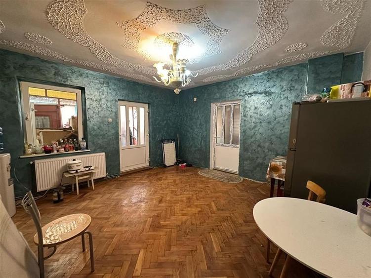 Casă individuală cu 3 camere cu Teren 360 Mp în Sud-Est