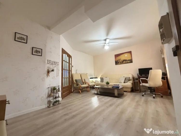 Casă cu 7 camere cu Teren 411 Mp în Dâmbovița