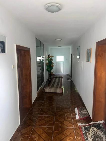 Casă cu Teren 1500 Mp în Tur