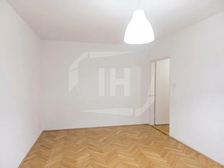 Apartament cu 3 camere semidecomandat, mobilat în Gheorgheni