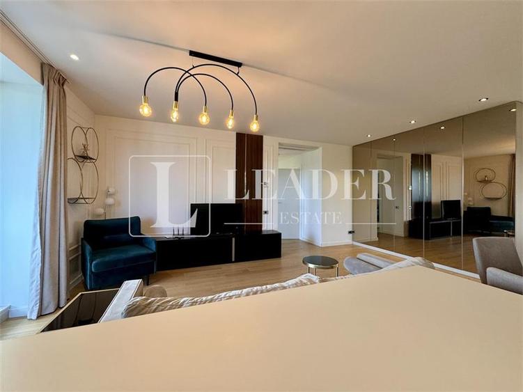 Apartament cu 3 camere decomandat, mobilat în Barbu Văcărescu