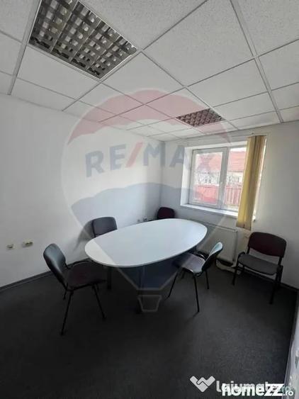 Casă cu 5 camere cu Teren 1363 Mp în Mărăști
