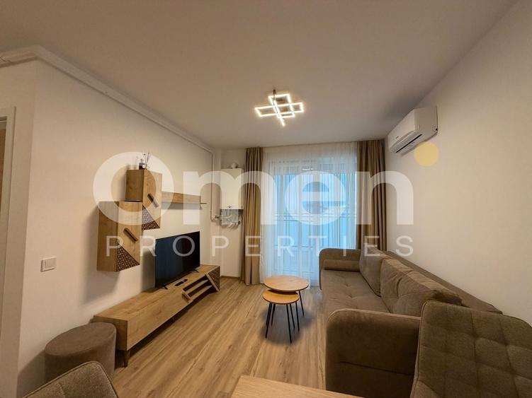 Apartament cu 2 camere semidecomandat, mobilat în Hotvon