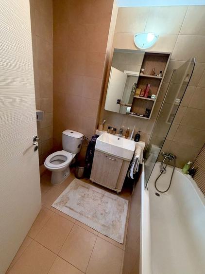 Casă individuală cu 6 camere cu Piscina în Nord