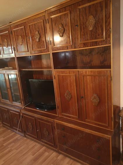Apartament cu 3 camere decomandat în Vest